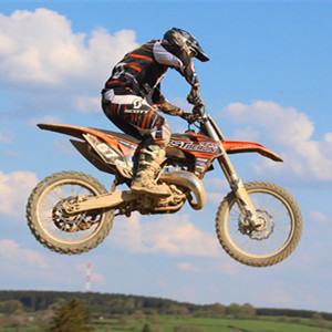 motorcycle-1378073_960_720.jpg